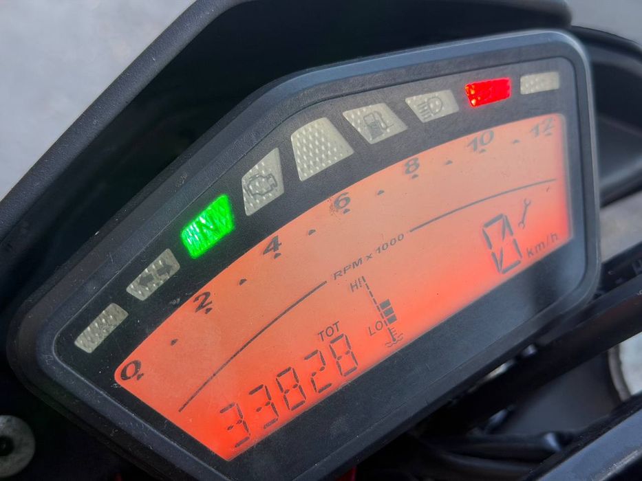 Ducati hypermotard 796