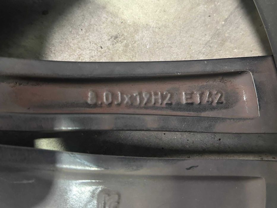 Jante 19 Volvo V60/XC60 R-Design (Furação: 5x108)