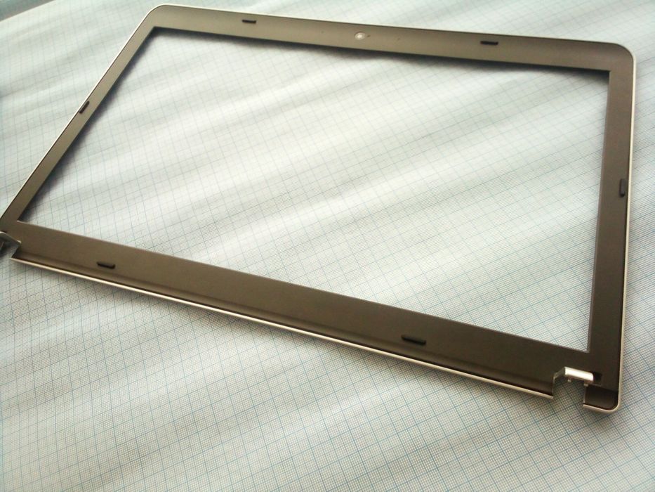 Рамка Lenovo ThinkPad E531 AP0SK000F00