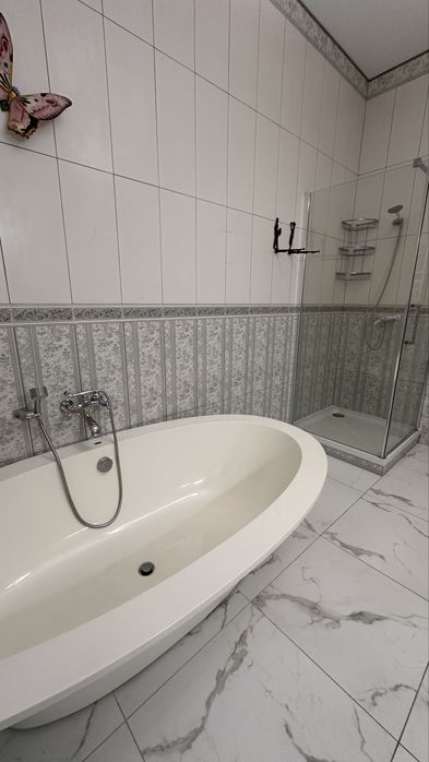Костанди 3 ком.+ кухня 50 м2 Парковка Двор