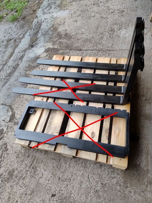 Widły do wózka spalinowego.