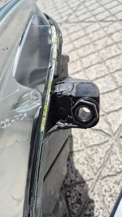 VW GOLF V / JETTA - Óticas / Faróis Originais em EXCELENTE ESTADO