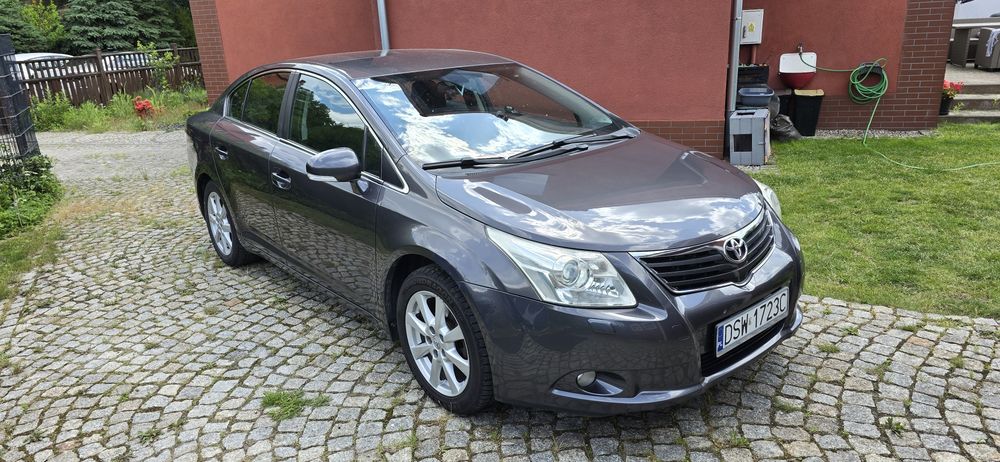 Toyota Avensis 2.0 B 152KM | Automat | Sol Plus (Ksenon, Keyless)
