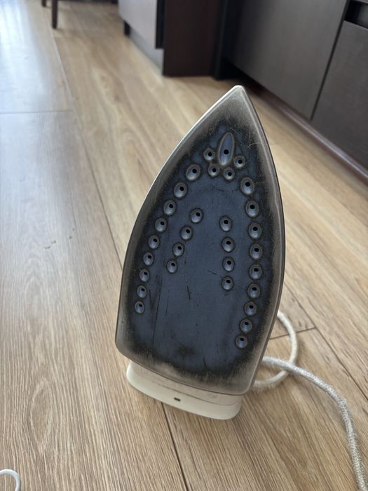 Продам утюг philips