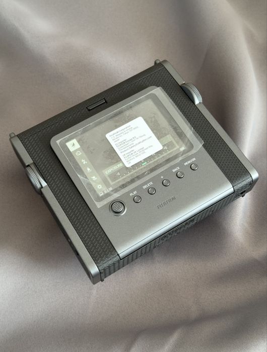 Aparat Instax Wide Evo