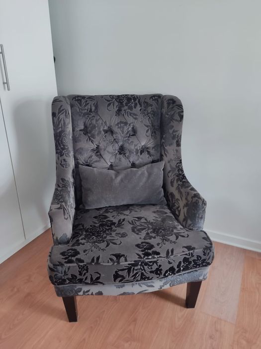 Cadeirão / poltrona em excelente condições