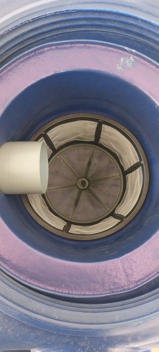 reservatorio vertical com filtro para recuperação da agua do telhado  1850.00€+iva10500 litros