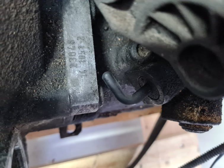 Caixa de velocidades VW Golf V 1.9 TDI de 105cv 2008 ref KBL