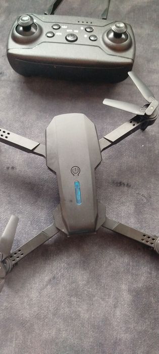 Dron E88 hd nieużywany