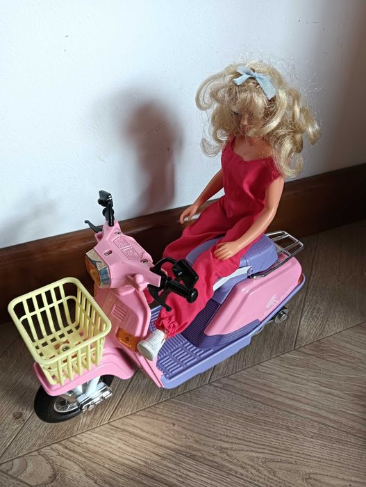 Lalka + Skuter klon Barbie Cherrie Fancy Scooter lata 90