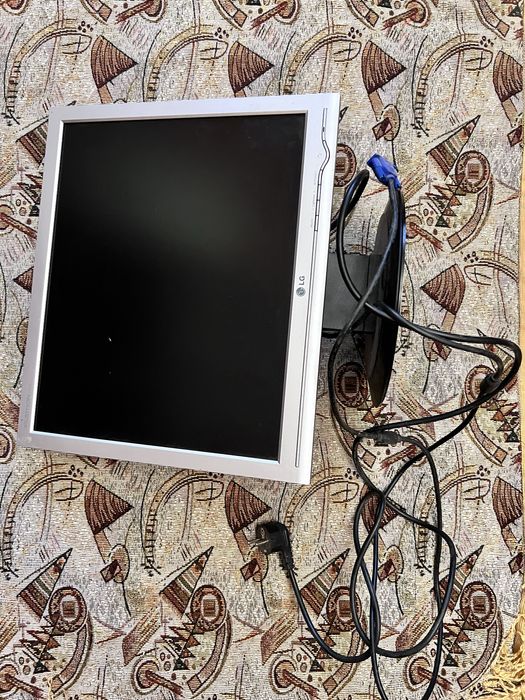 Монітор LG Flatron L1917S-SN