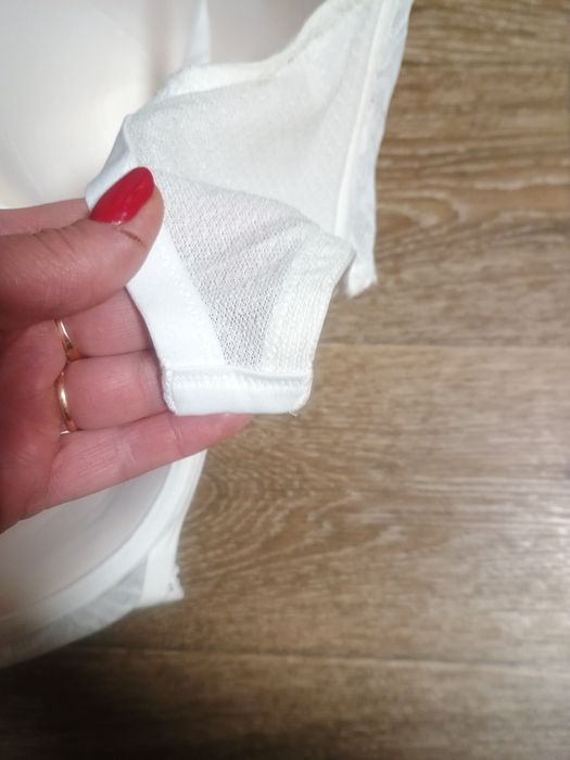 Бюстгальтер большого размера на большую грудь