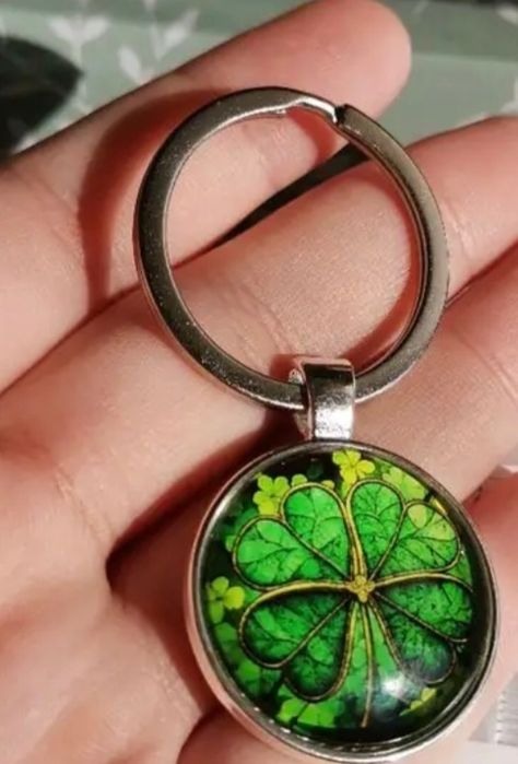 Brelok 3D Breloczek Szczęścia Do Kluczy Koniczyna Koniczynka