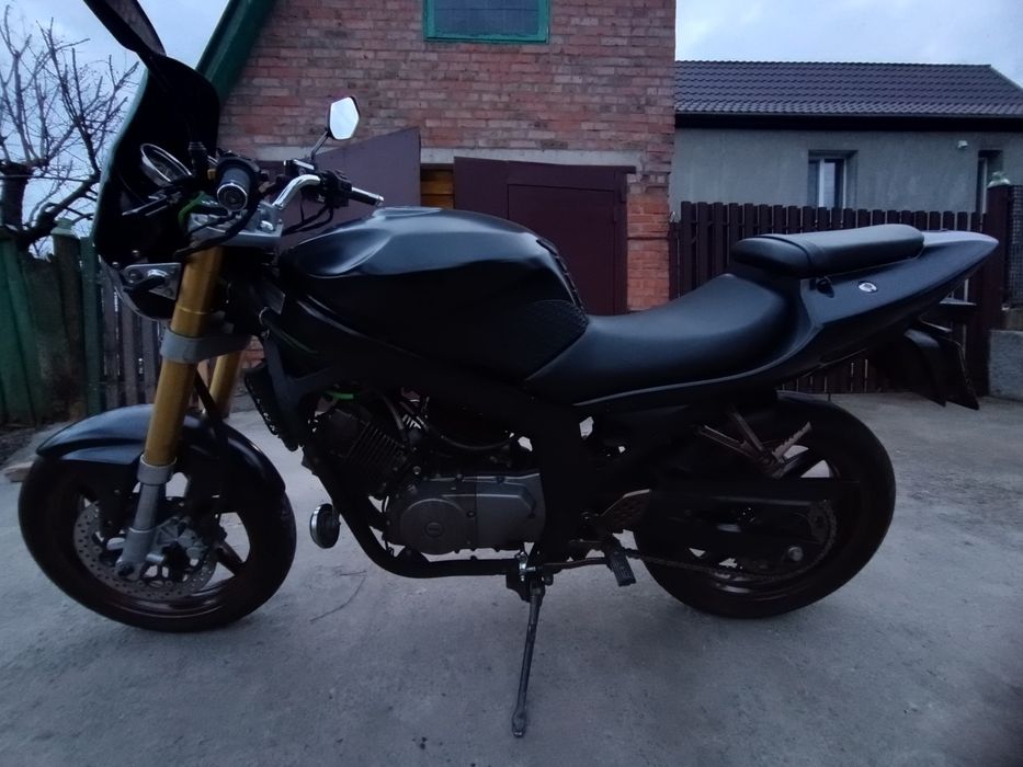 Продам Hyosung  GT250