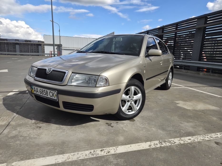 Skoda Octavia Tour