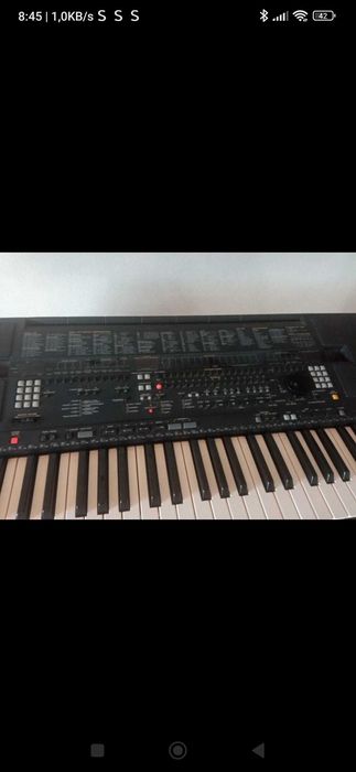 Teclado /órgão Yamaha