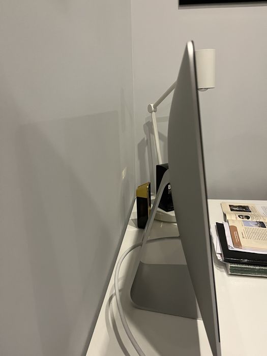 iMac 2,3 GHz Intel Core i5  21.5”