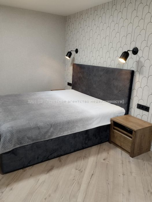 АН Продам 3 кв. П.Поле, м."23 Августа". Евроремонт.42000.Д57.