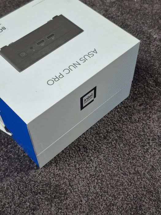 Komputer stacjonarny ASUS NUC PRO