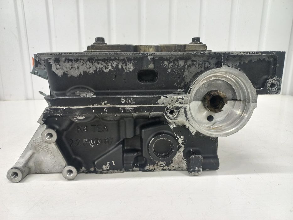 ГБЦ Головка Ford Transit 2.2 tdci rwd головка двігателя BK3Q6K537A1C
