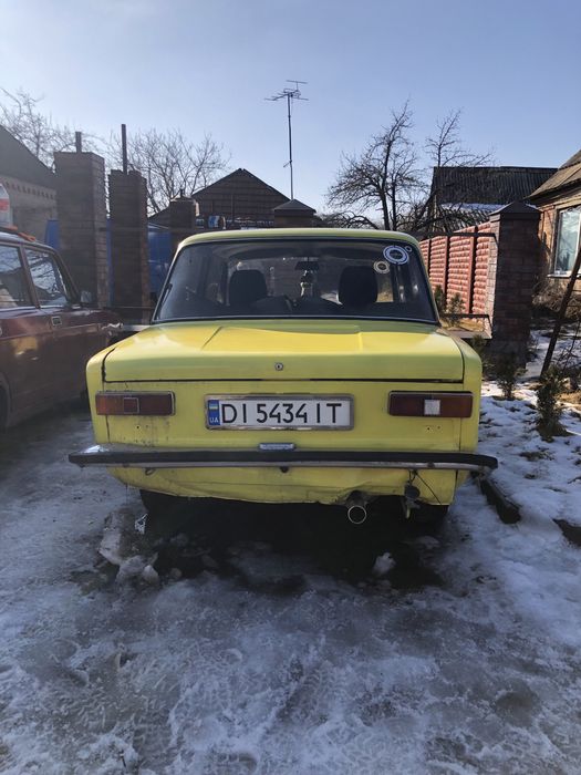 Продам ваз 21011