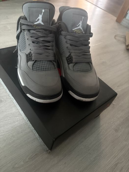 Jordan 4 grey.