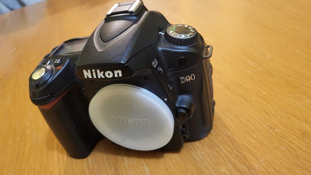 Aparat Nikon D90 body