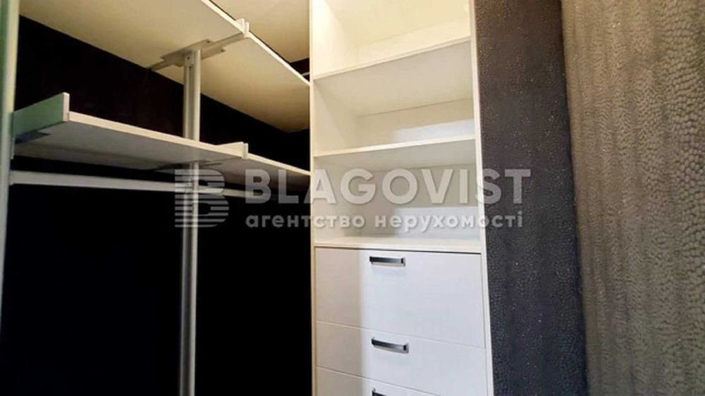 Машинобудівна 21, М Шулявська 3 кім, 90м, 165000$