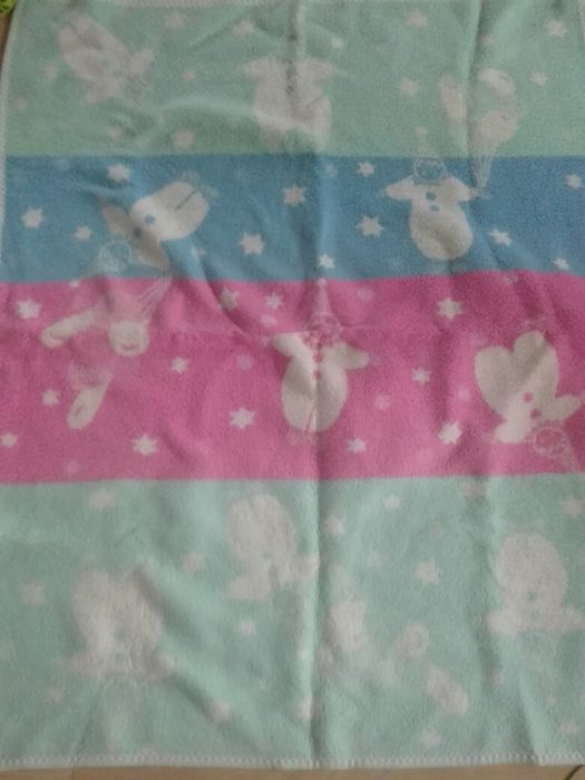 Pościel do łóżeczka dla dziecka.