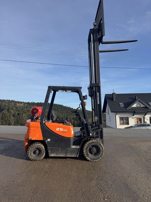 Wozek widlowy Doosan G25 plus Gaz 2.5 tony Linde H25 toyota zamiana