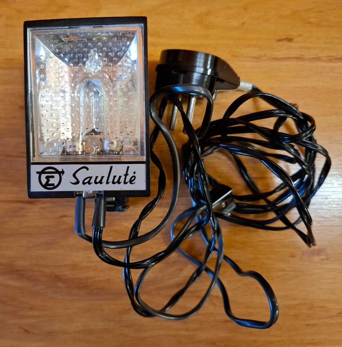 Фотоспалах "Саулуте" в комплекті с запасною лампою