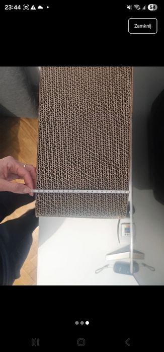 Domek dla kota telewizor