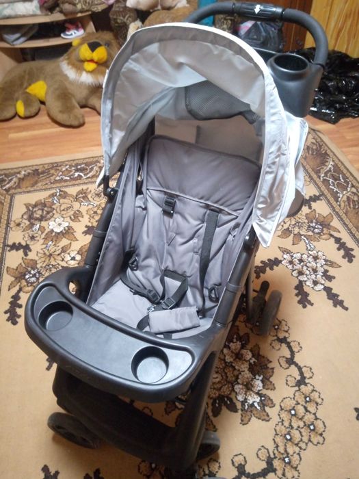 Продам зручну коляску