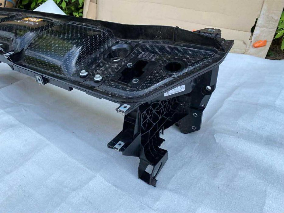 Mercedes GLE W167 Pas Przedni Wzmocnienie Carbon
