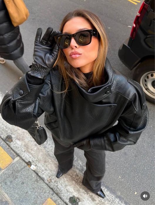 Шкіряна куртка бомбер