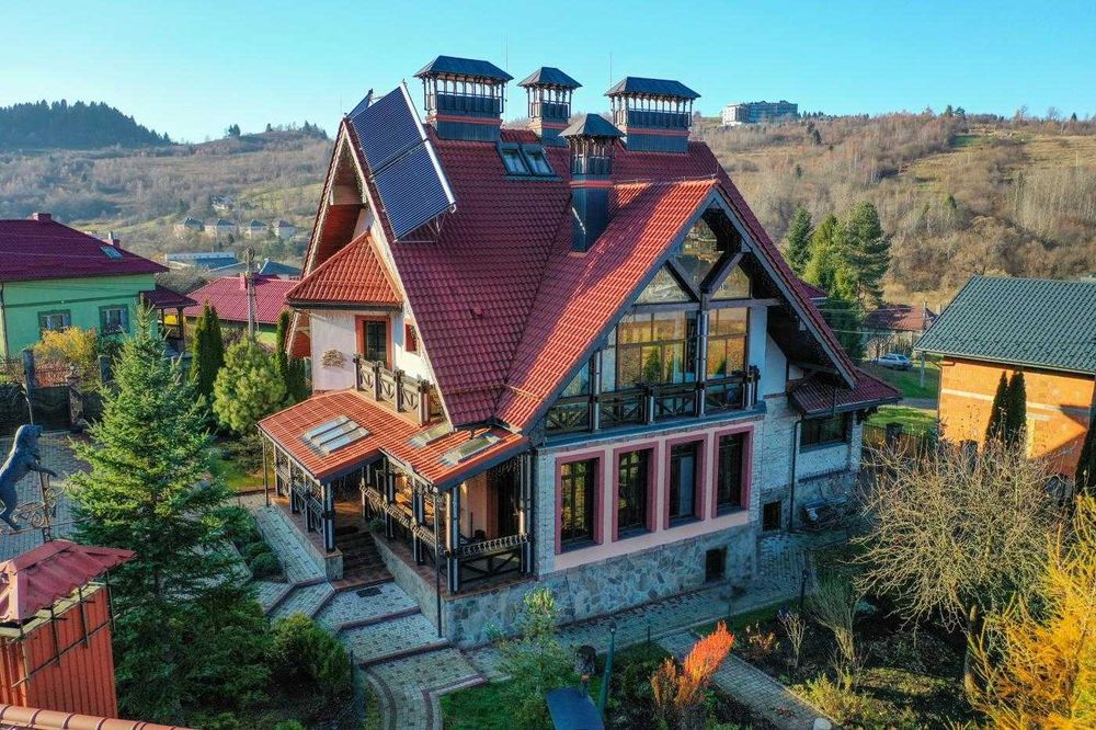 Продаж VIP маєтку з авторським ремонтом / Східниця / Львівська область