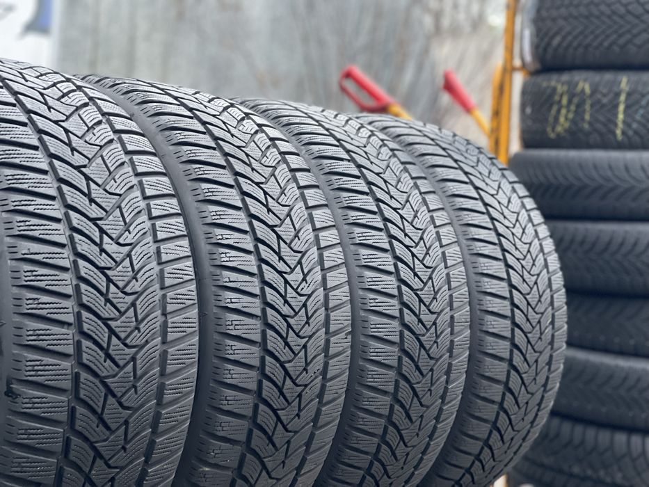 Шини Зимові 4шт 225/45 R17 Dunlop Winter Sport 5