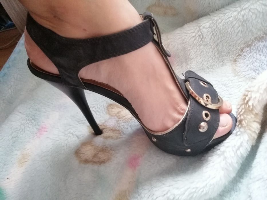 Szpilki czarne roz. 37