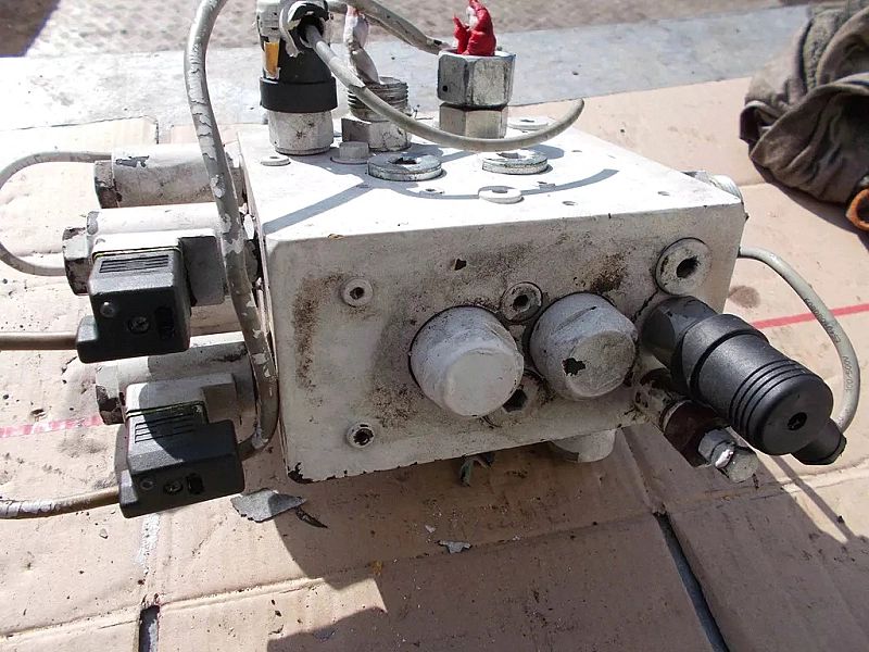 Rozdzielacz Hydrauliczny Śmieciarka Zoeller Ekocel