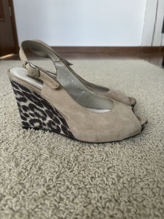 Buty na koturnie 36