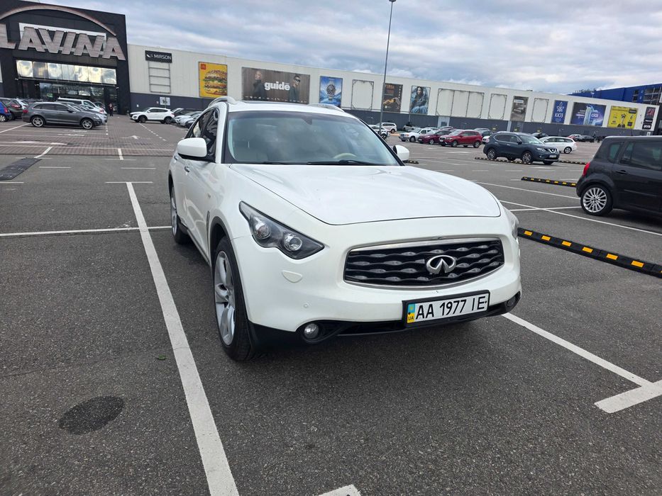 Infiniti fx50s 2009