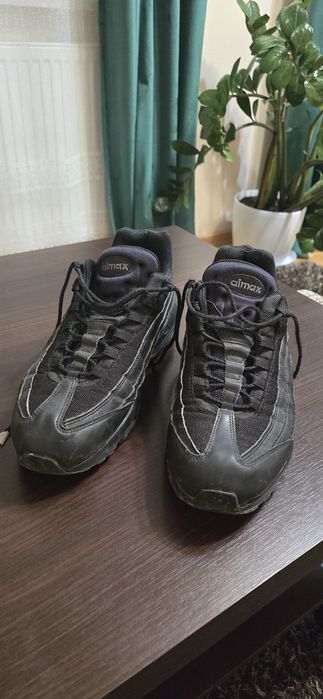 AIR MAX 95 ESSENTIAL - 47.5 NIKE buty
niskie


879,00