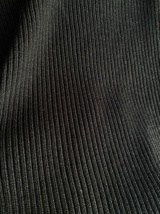 Топ з красивим вирізом