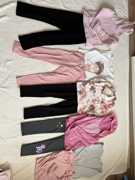 Продам пакет речей на дівчинку 6 років, речі на перший клас