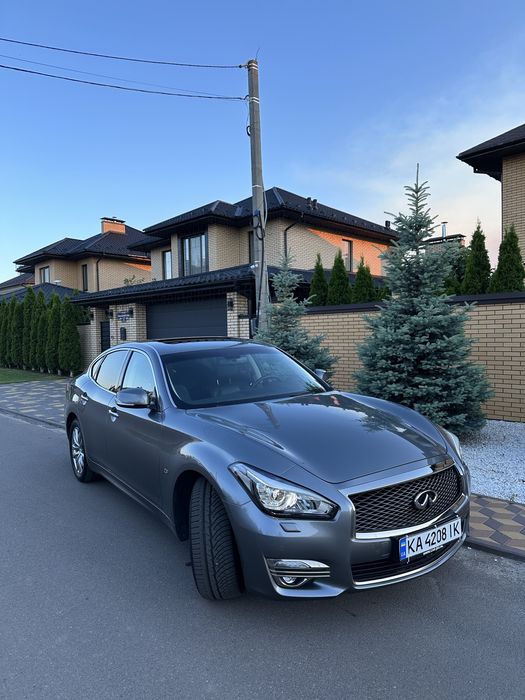 Продам офіційний Infiniti Q70 2.5 2017