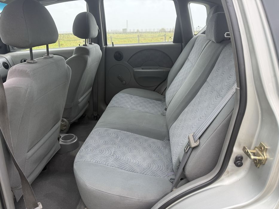 Daewoo kalos 1.2 2004 excelente estado