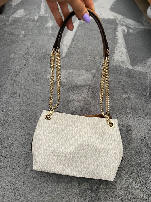 Mala Michael Kors