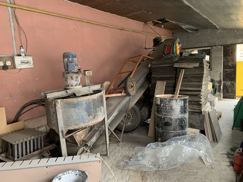 Вібропрес, напів автоматична лінія для виготовлення будівельних блоків