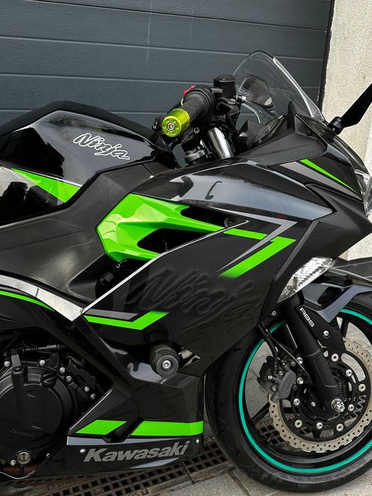 Мотоцикл KAWASAKI NINJA 400-2019