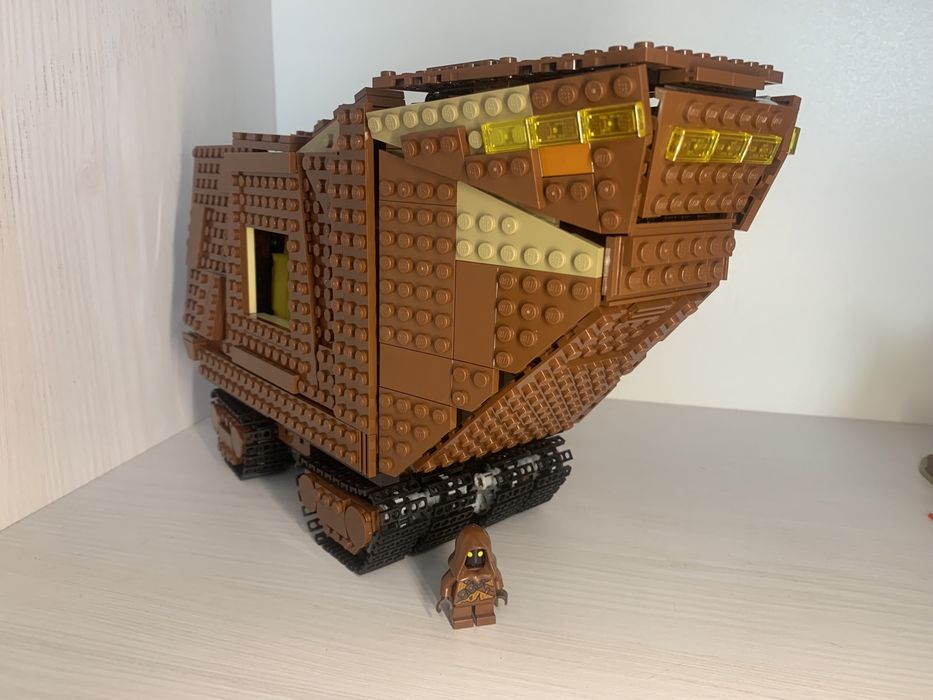 LEGO Star Wars 75220 Sandcrawler (Піщаний краулер)